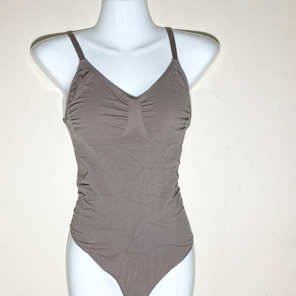 Sz L/XL Shaperx Seamless Brown Bodysuit umber - Picture 2 of 7